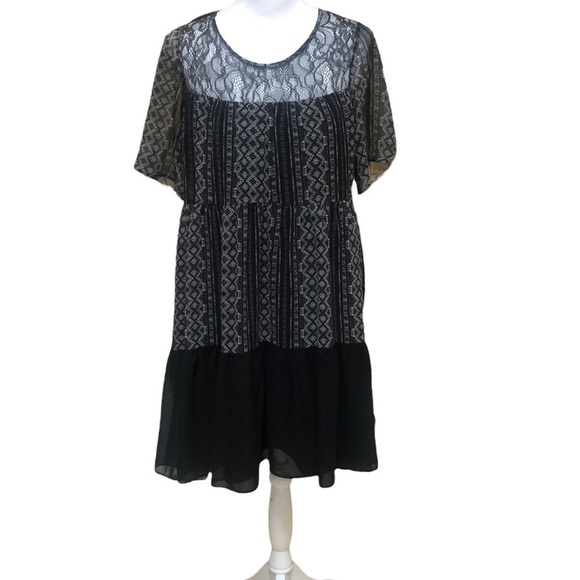 BCBGeneration Women’s Black and White Lace Chiffon Mini Dress Size Medium - Picture 3 of 16